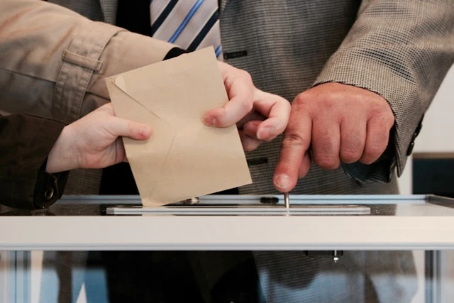 Geografia del Consenso: gli ultimi sondaggi politici e l’analisi degli aventi diritto al voto.
